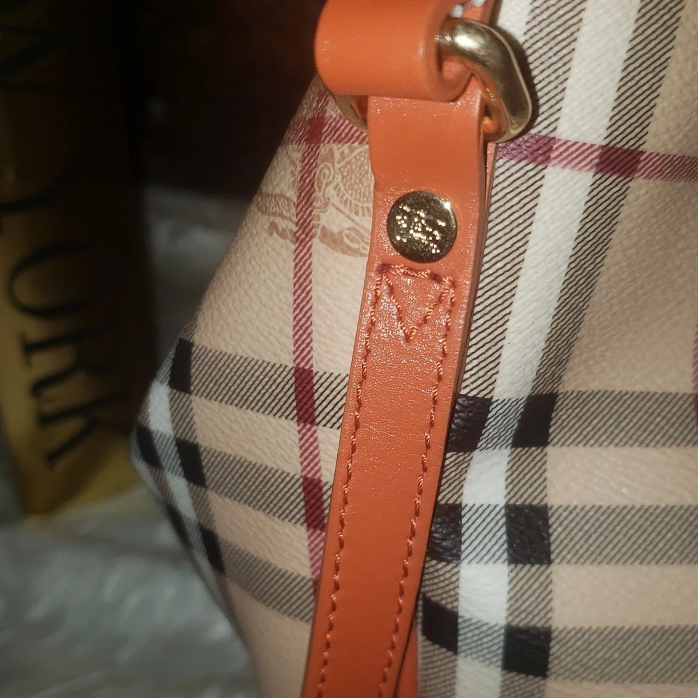 Burberry Haymarket Canterbury Tote - Picture 7 of 16